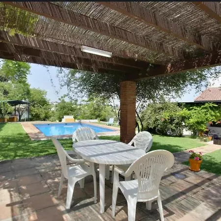 Vakantiehuis El Campito - *