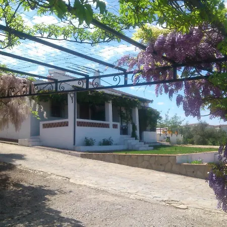 Vakantiehuis El Campito - *